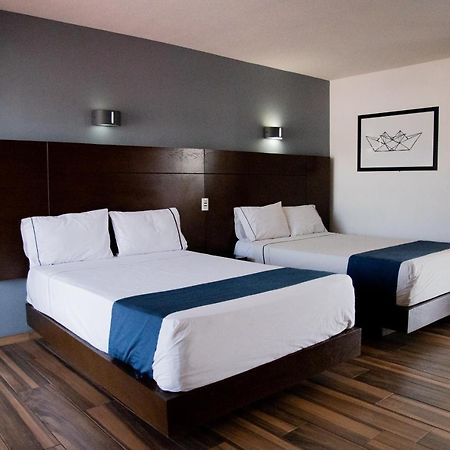 Hotel Expo Plaza Business And Family Guadalajara 사포판 외부 사진