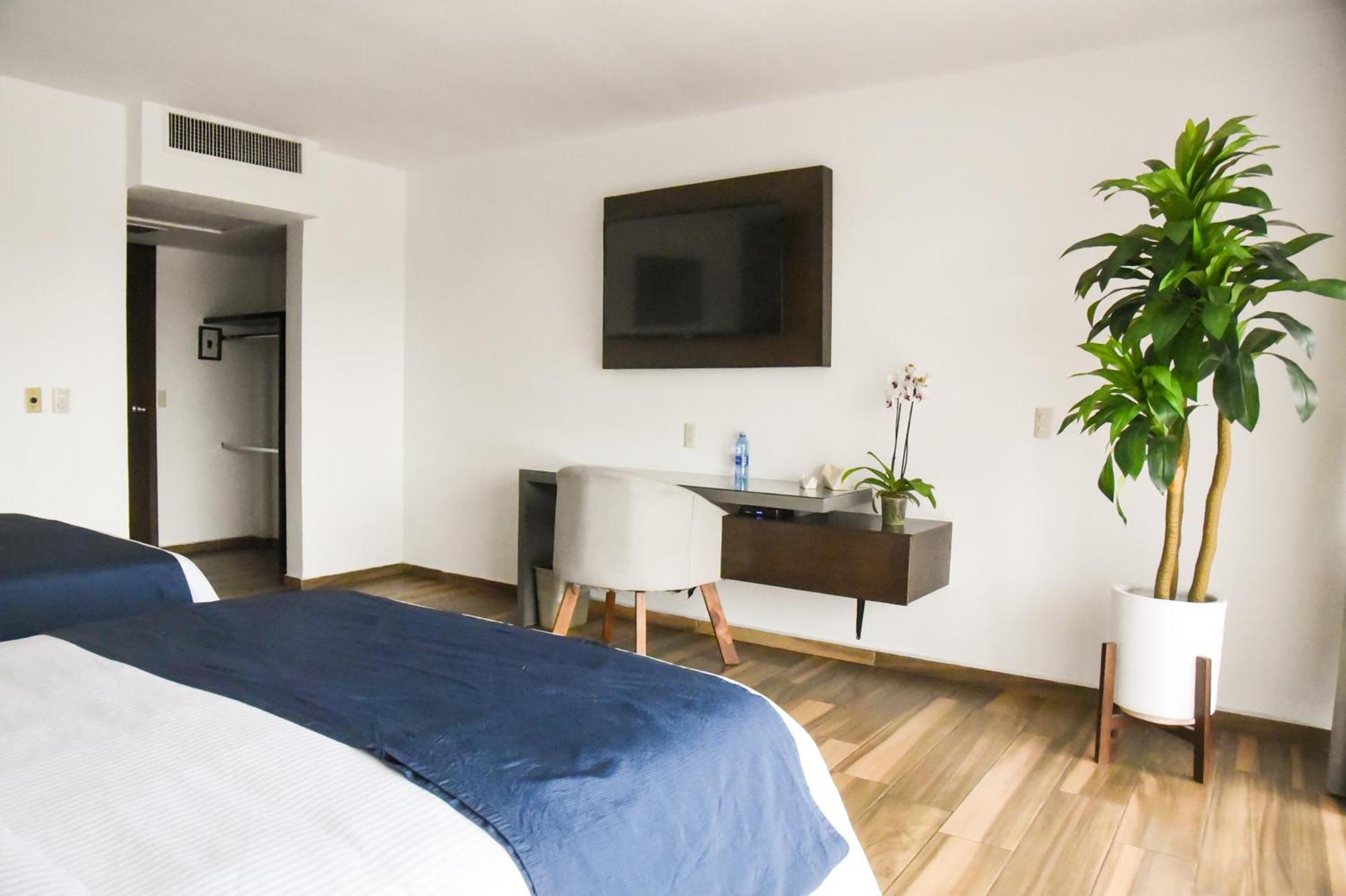 Hotel Expo Plaza Business And Family Guadalajara 사포판 외부 사진