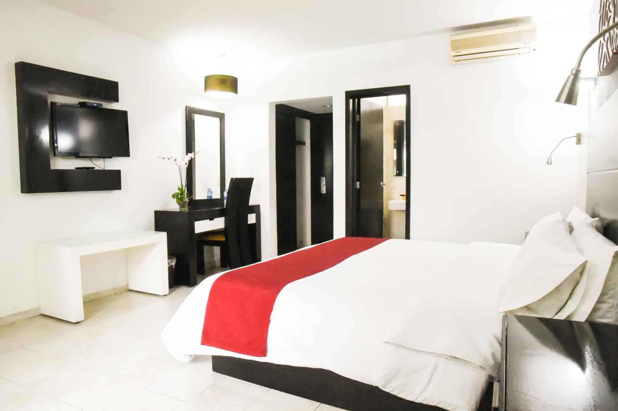 Hotel Expo Plaza Business And Family Guadalajara 사포판 외부 사진