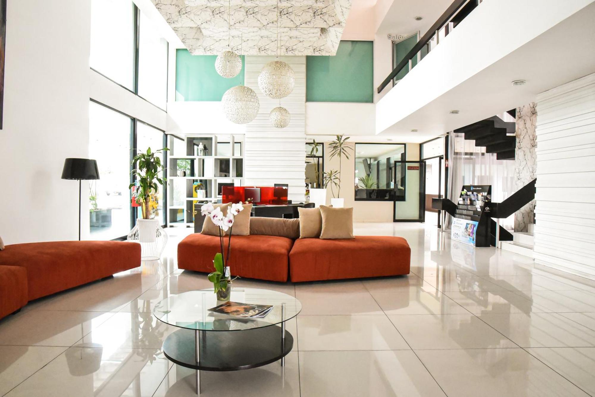 Hotel Expo Plaza Business And Family Guadalajara 사포판 외부 사진