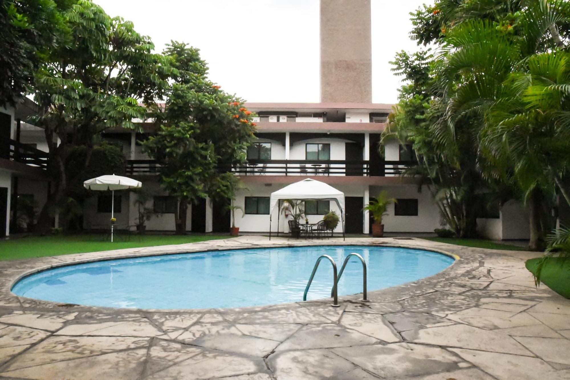 Hotel Expo Plaza Business And Family Guadalajara 사포판 외부 사진